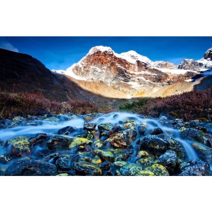 Sunrise in the Himalayas at a beautiful stream Everest Regio 1 - ID # 246784543